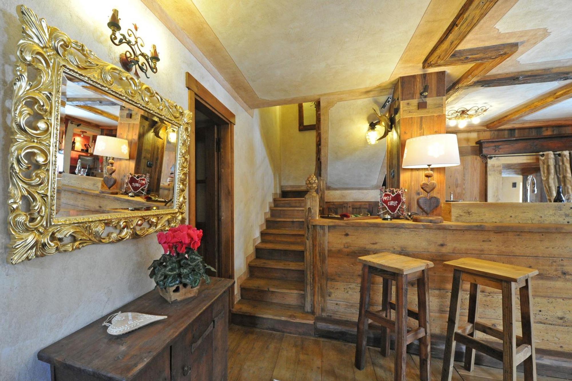 Affittacamere Petit Coeur Champoluc Eksteriør billede
