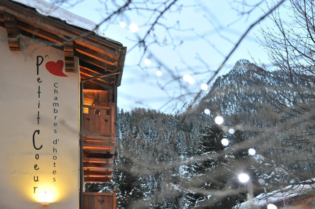 Affittacamere Petit Coeur Champoluc Eksteriør billede