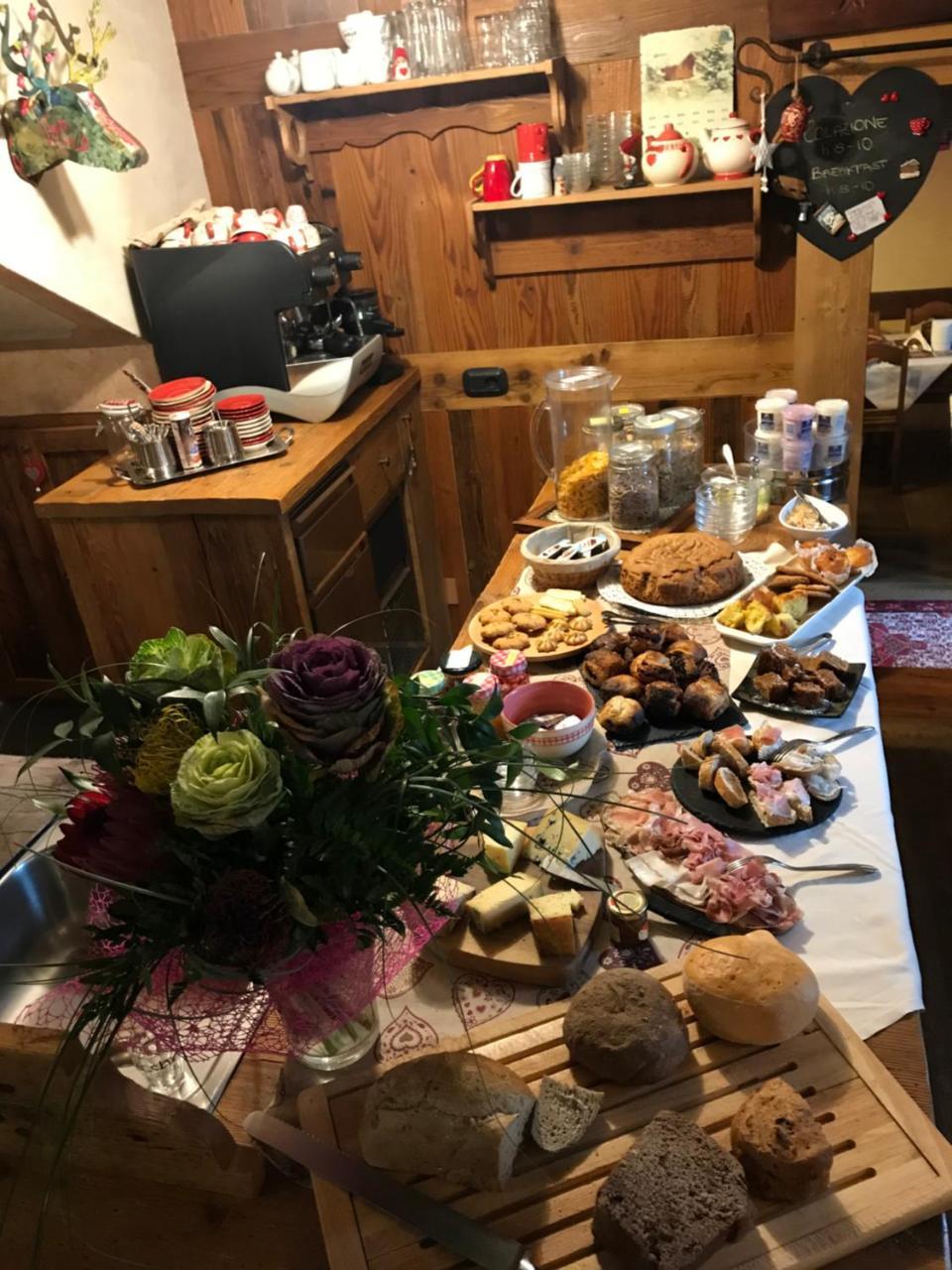 Affittacamere Petit Coeur Champoluc Eksteriør billede